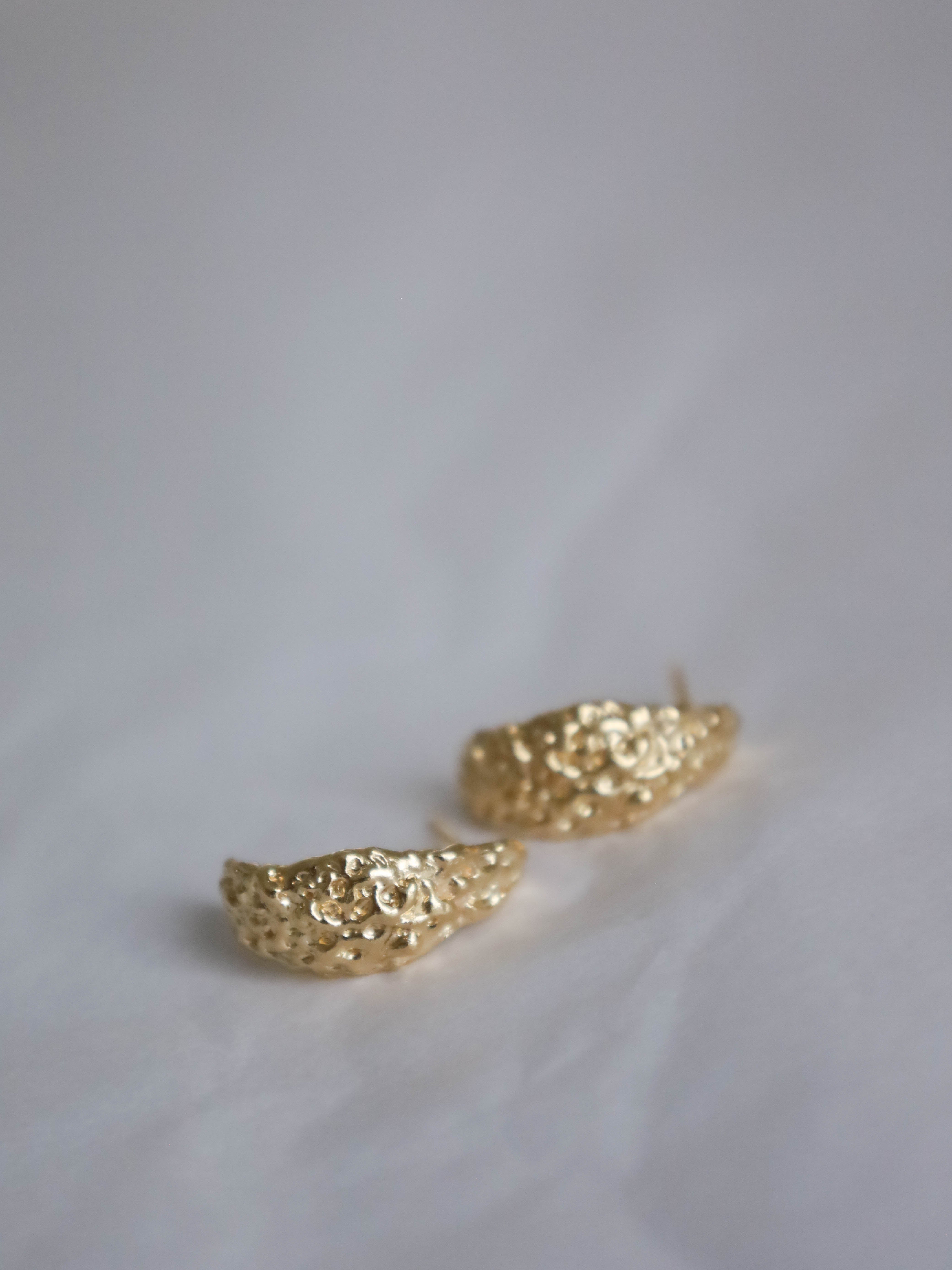 Almog Earrings Gold