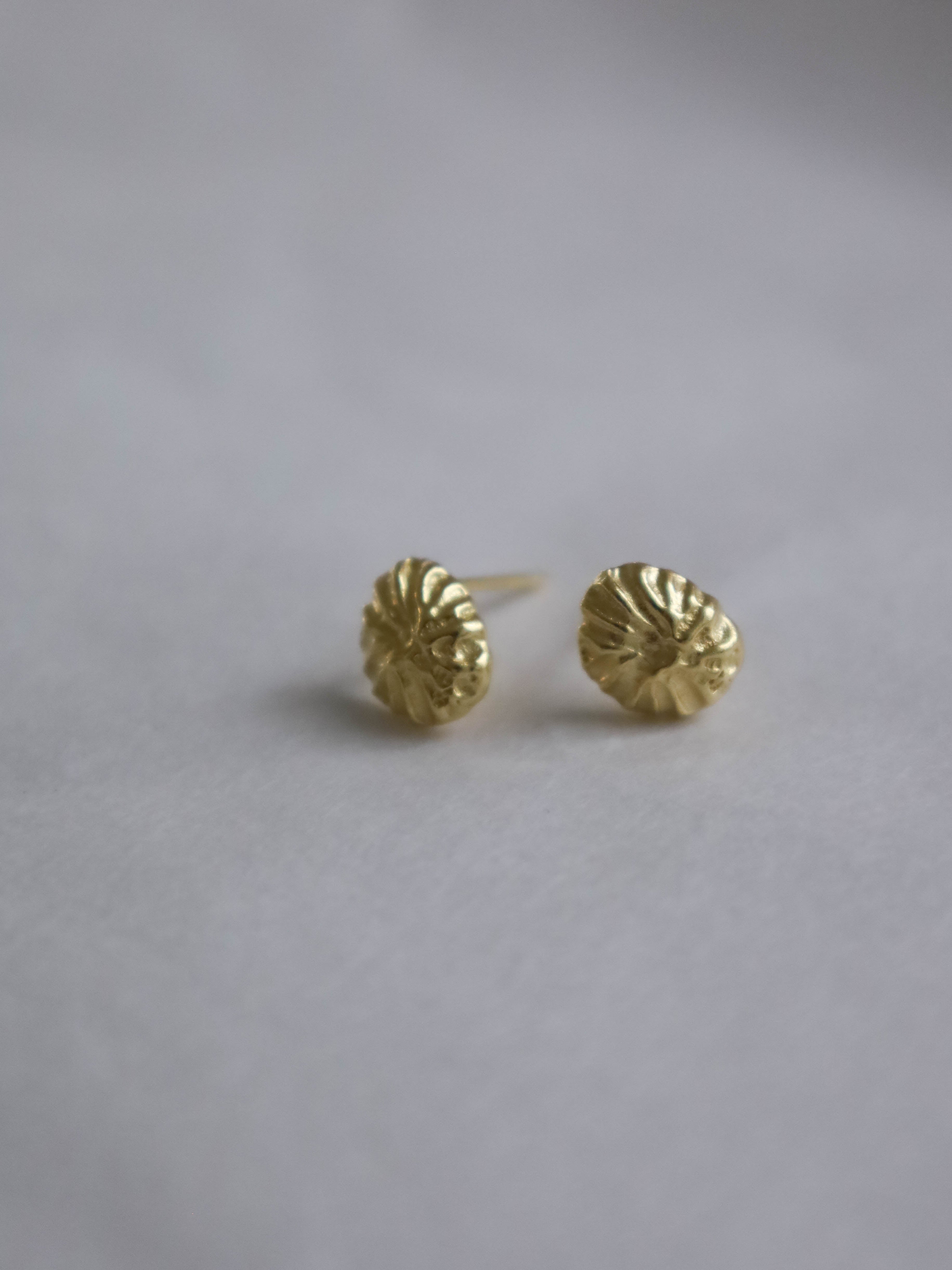 Maris Studs Gold