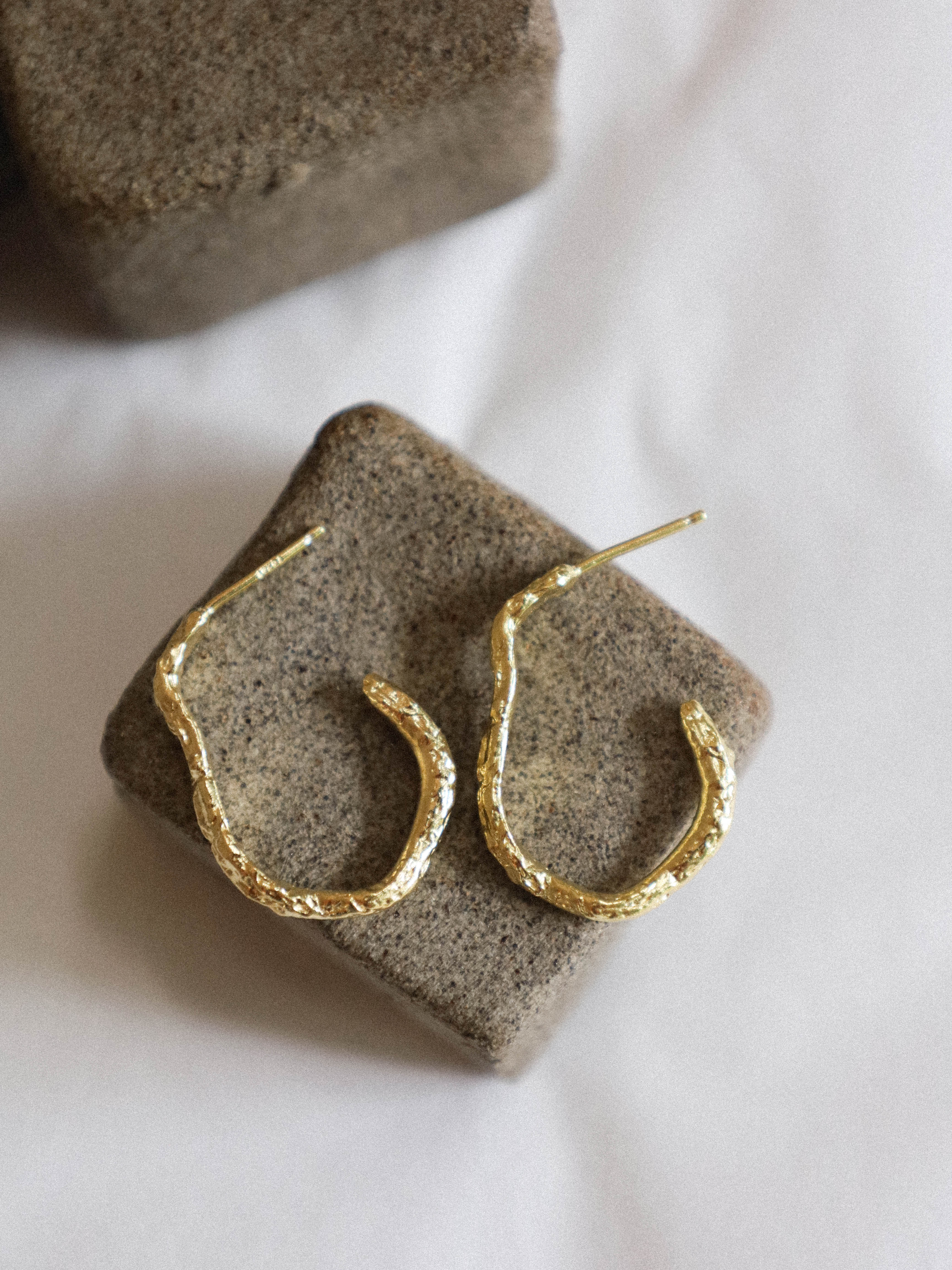 Thea Earrings Gold