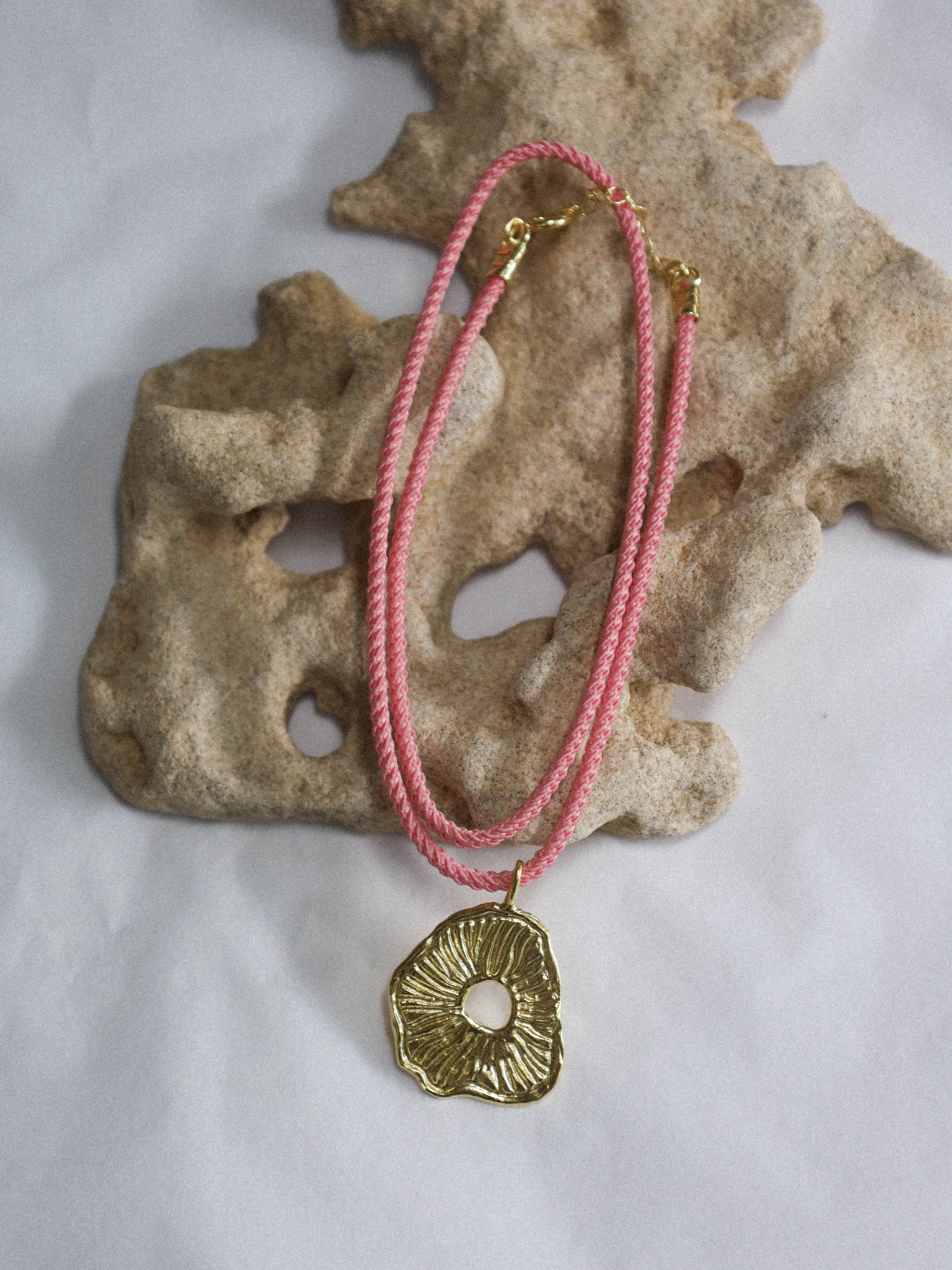 Sandy Necklace Gold | LIMITED