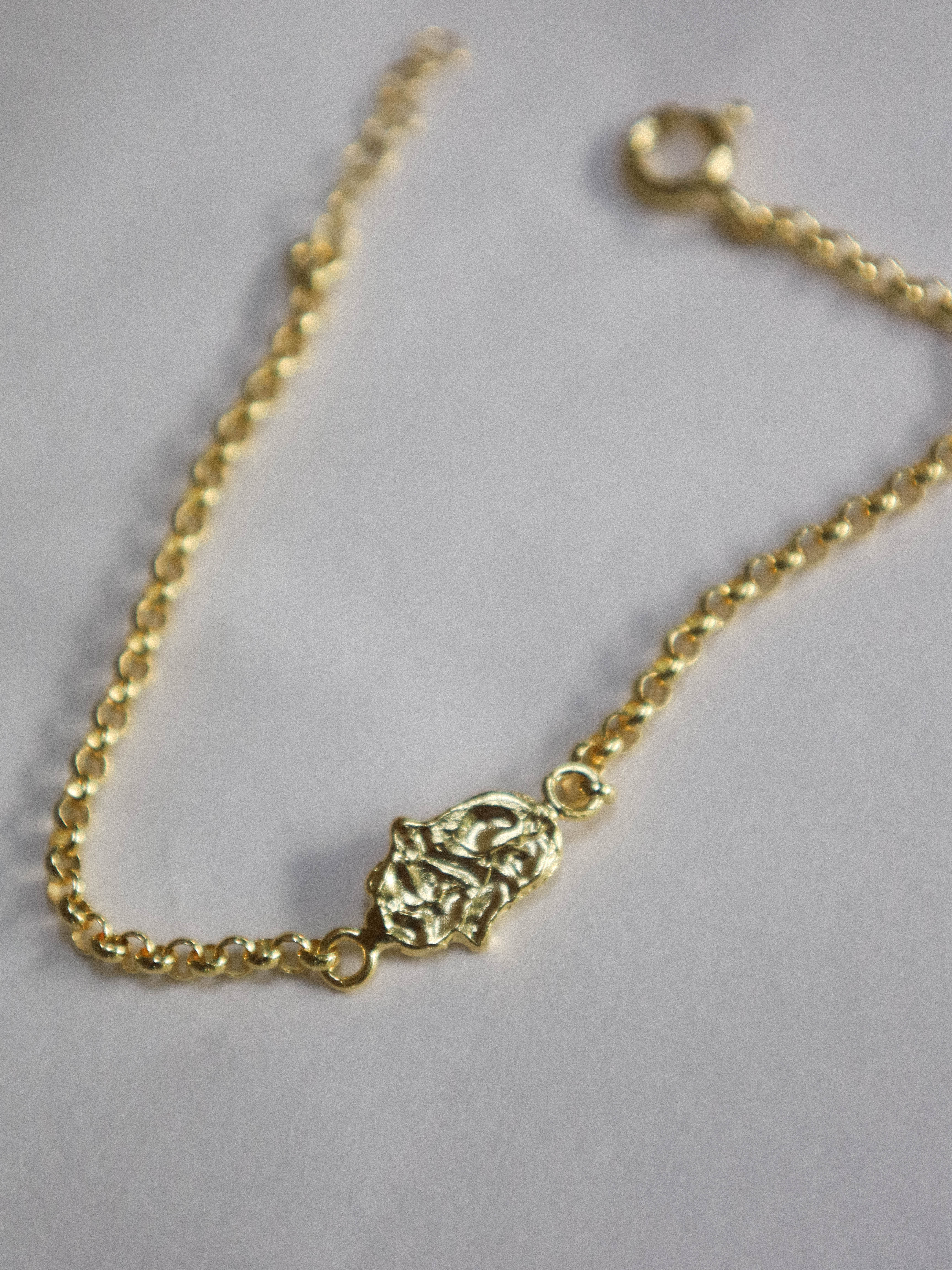 Hamsa Bracelet Gold