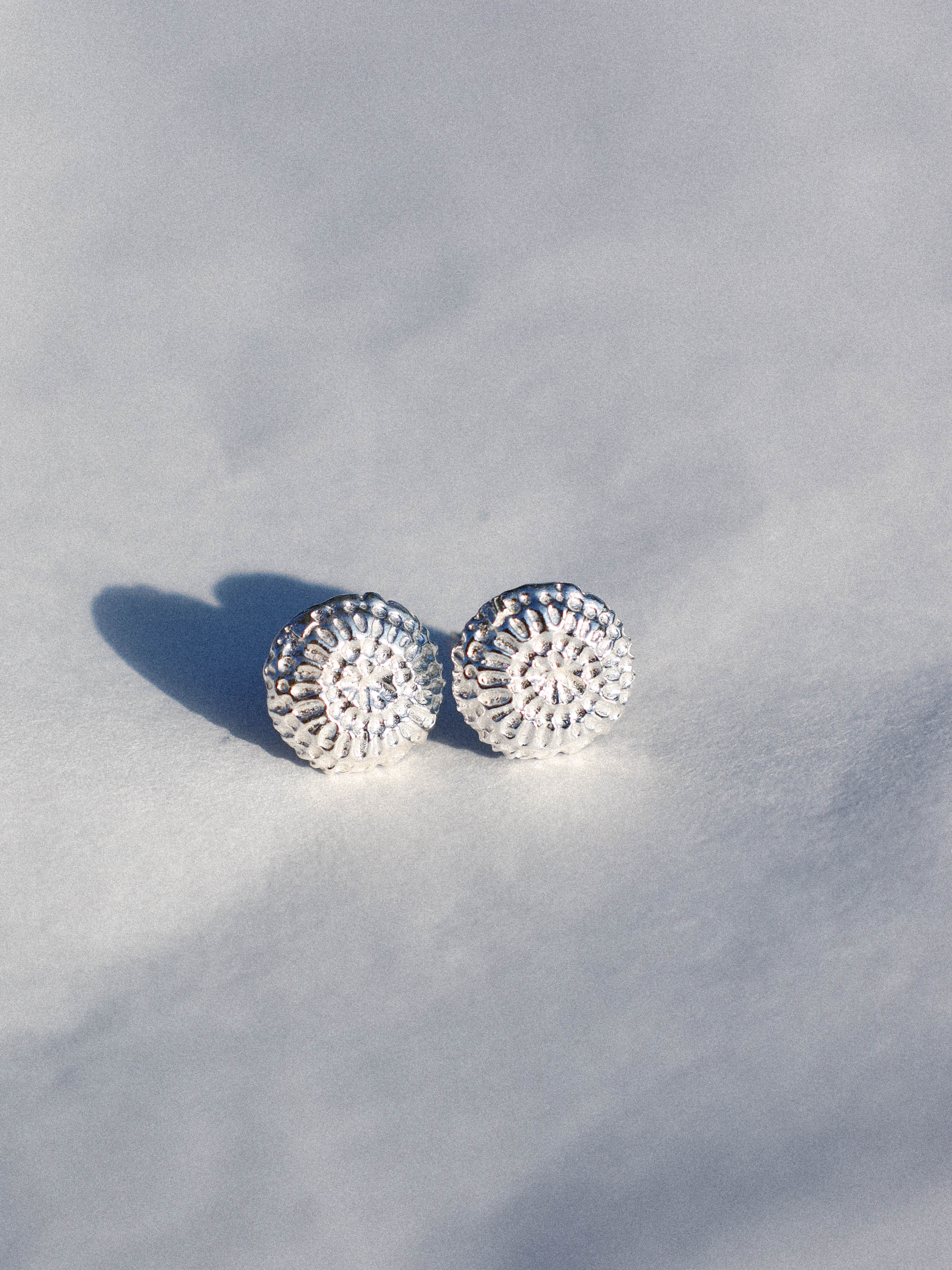 Sola Studs Silver
