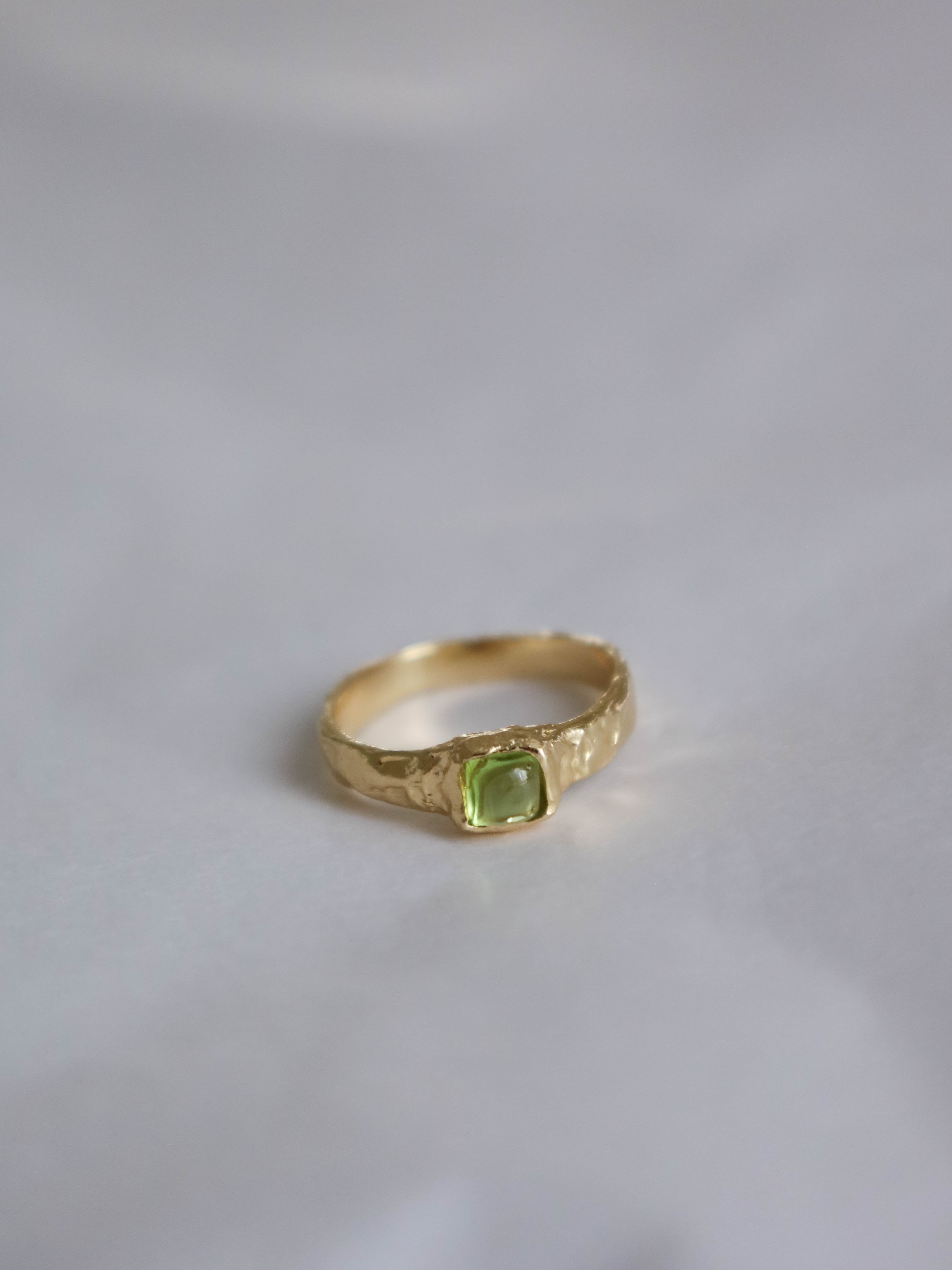 Jade Ring Gold