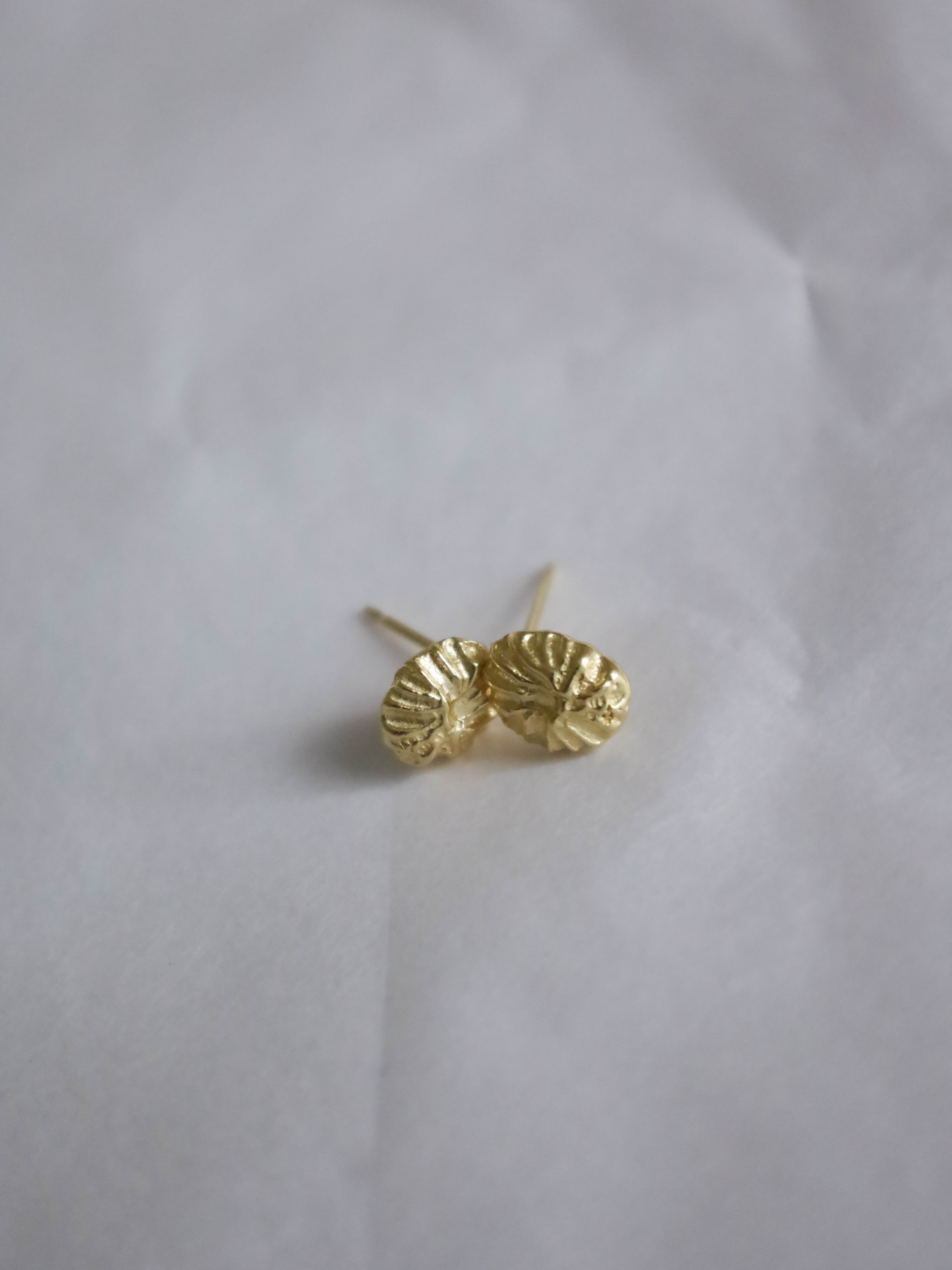 Maris Studs Gold