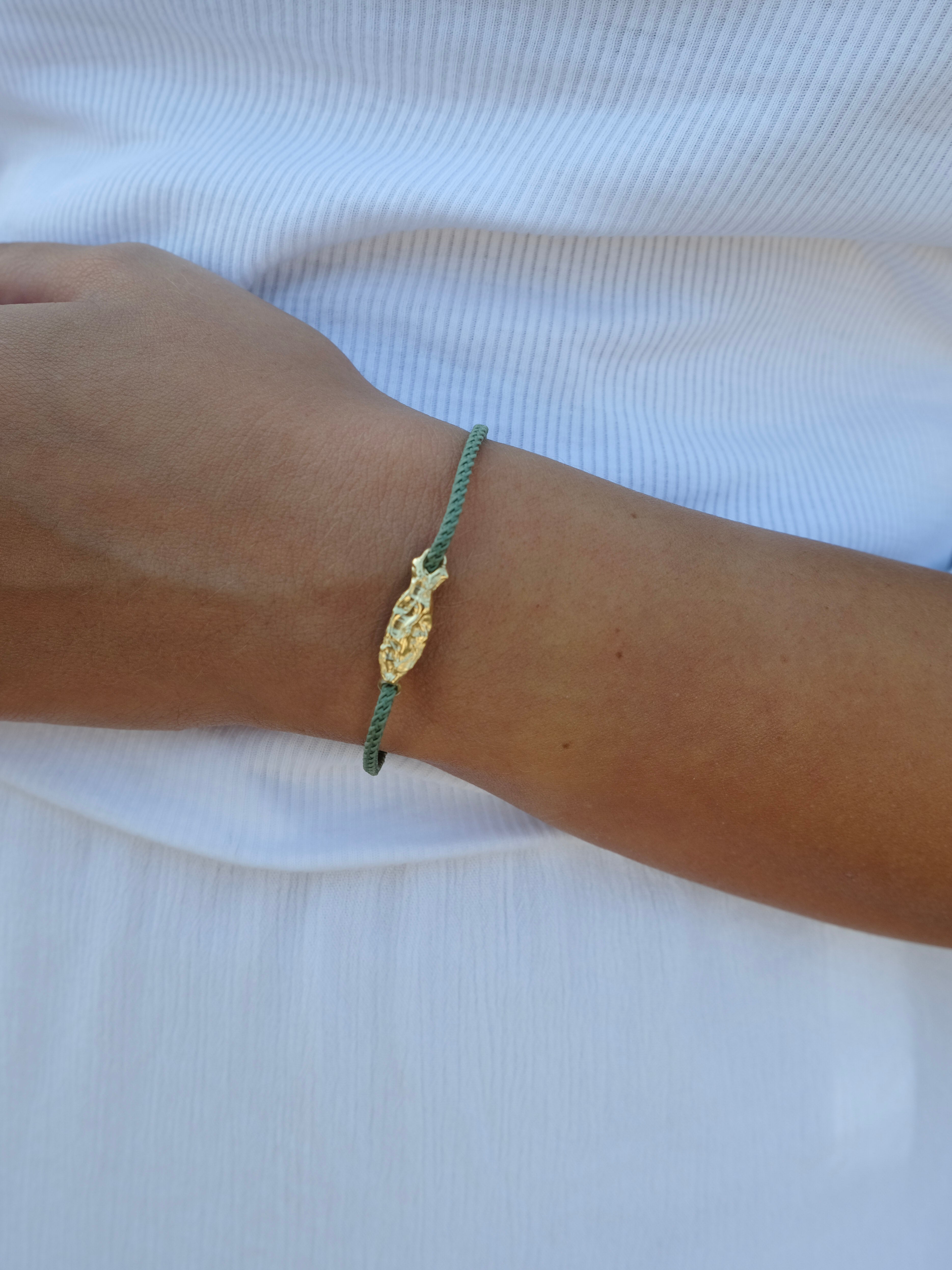 Fish Bracelet Gold | LIMITED