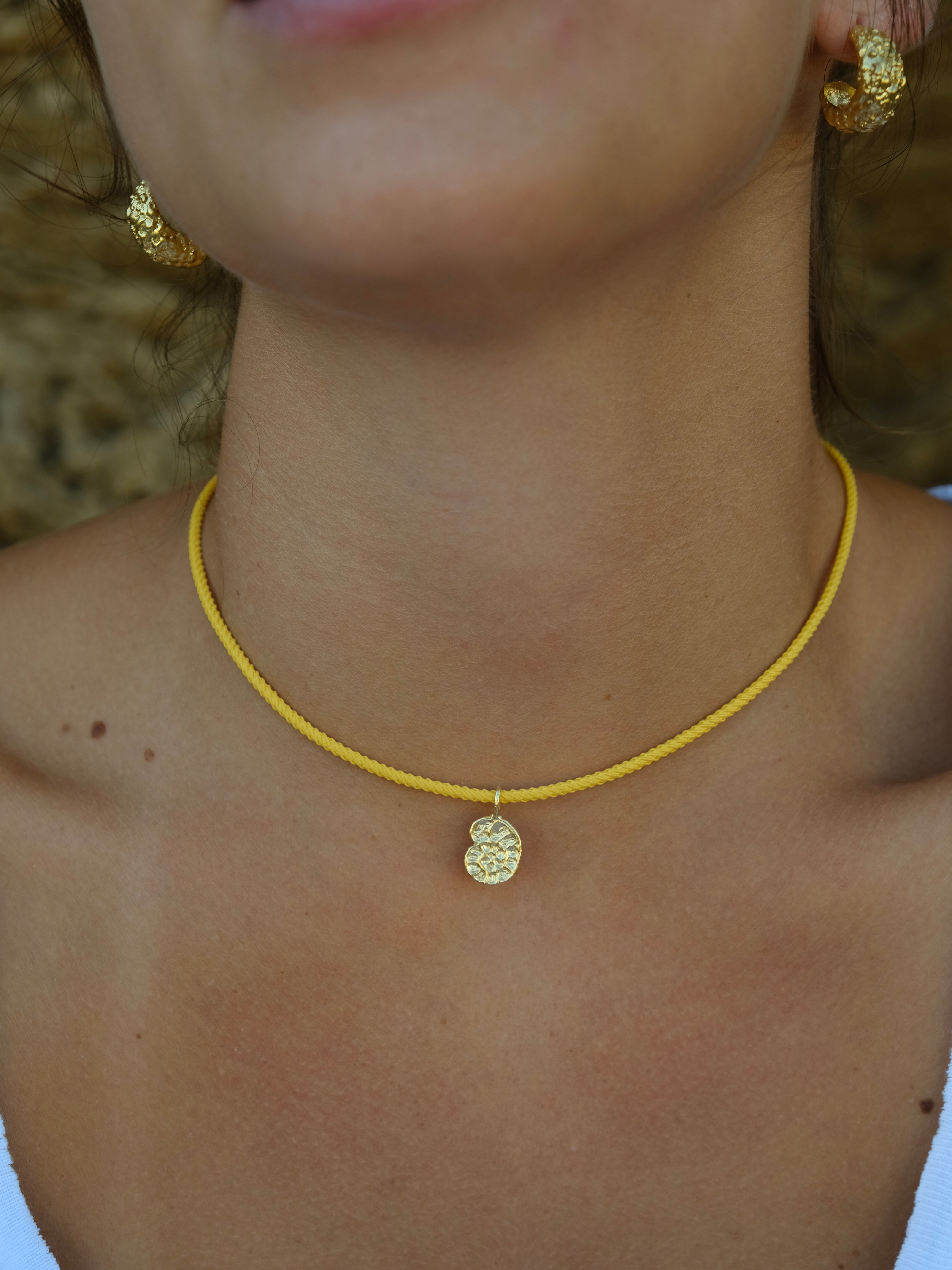 Fossil Necklace Gold | LIMITED