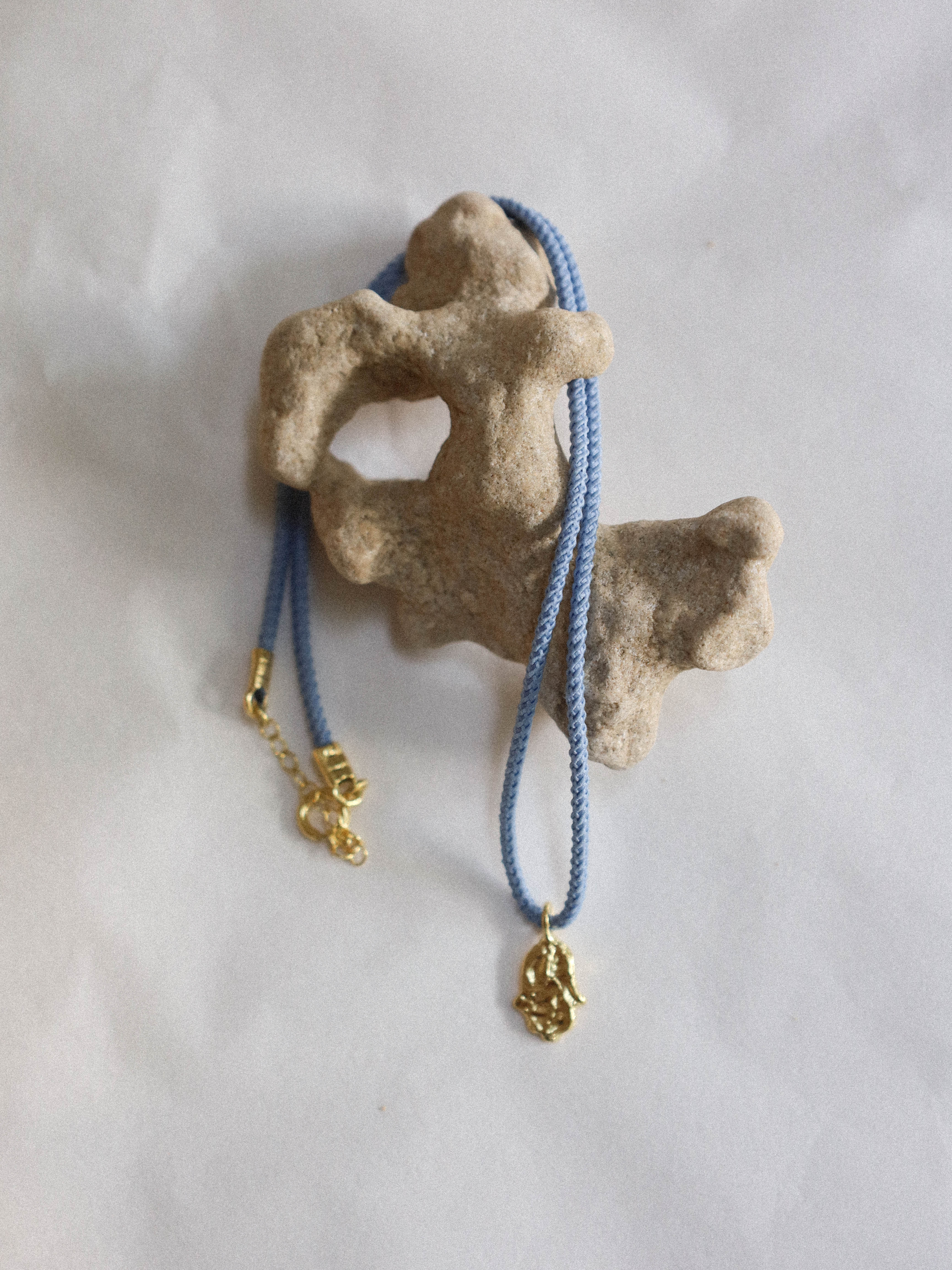 Hamsa Necklace Gold | LIMITED