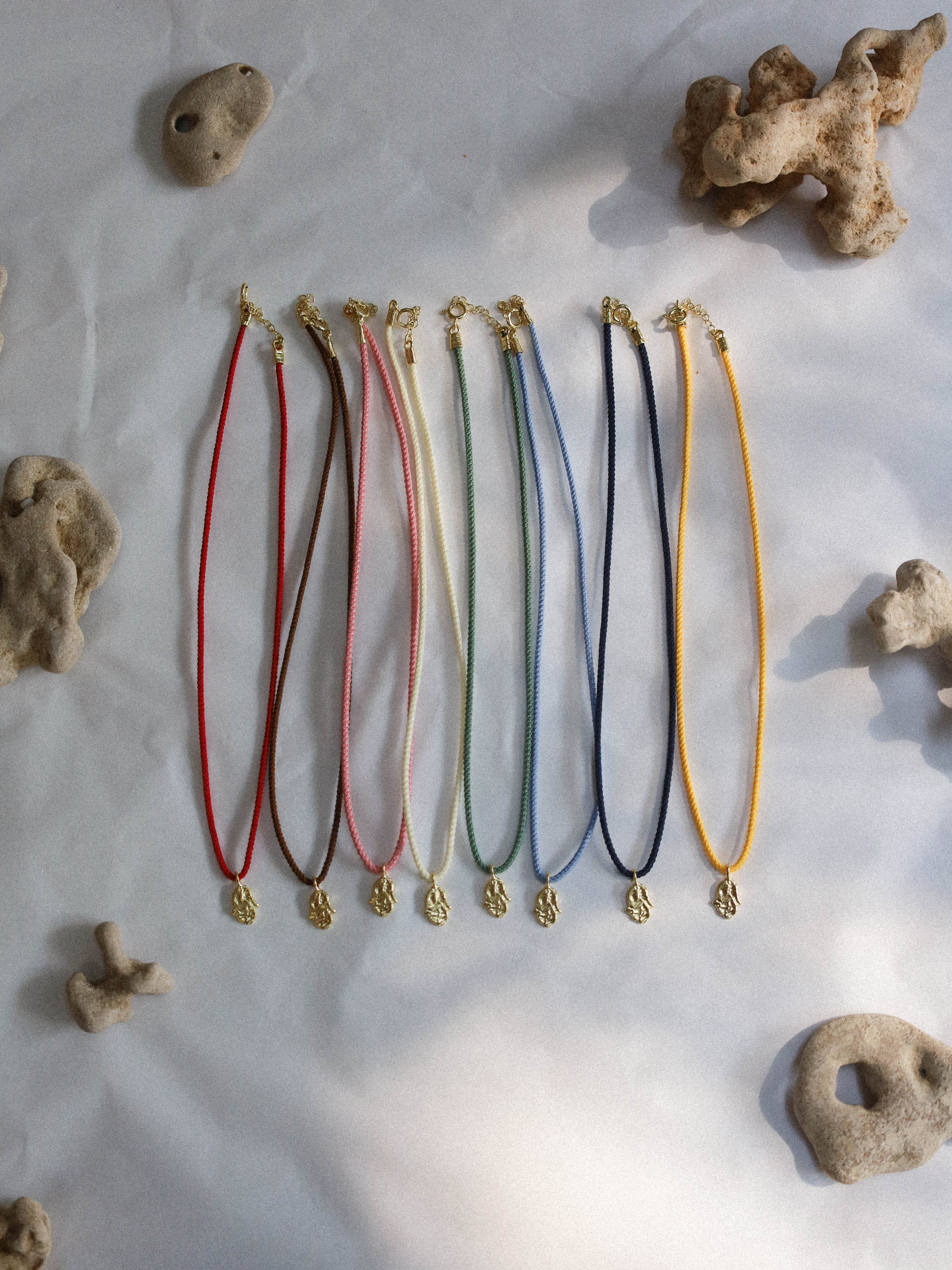 Hamsa Necklace Gold | LIMITED