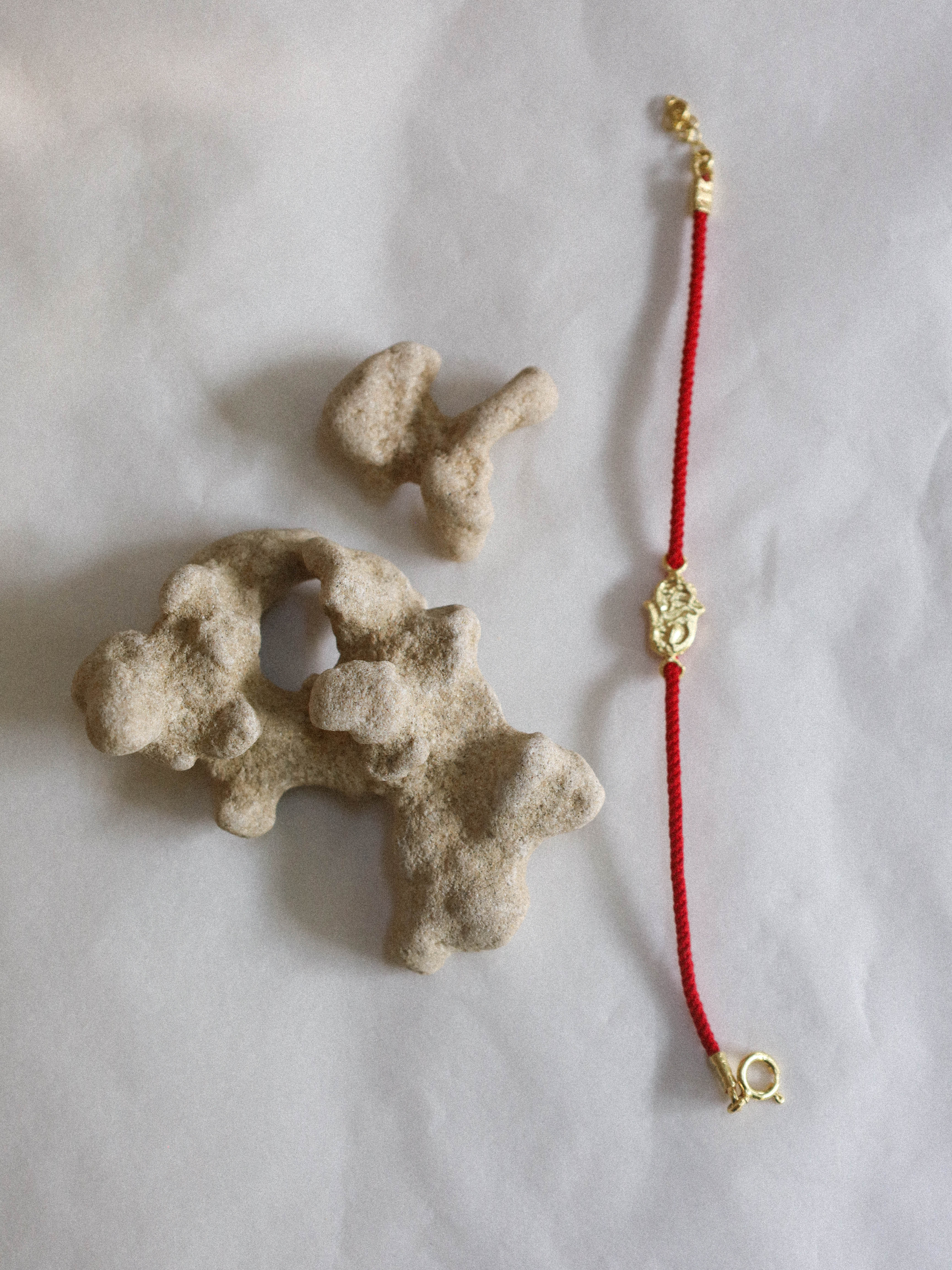 Hamsa Bracelet Gold | LIMITED