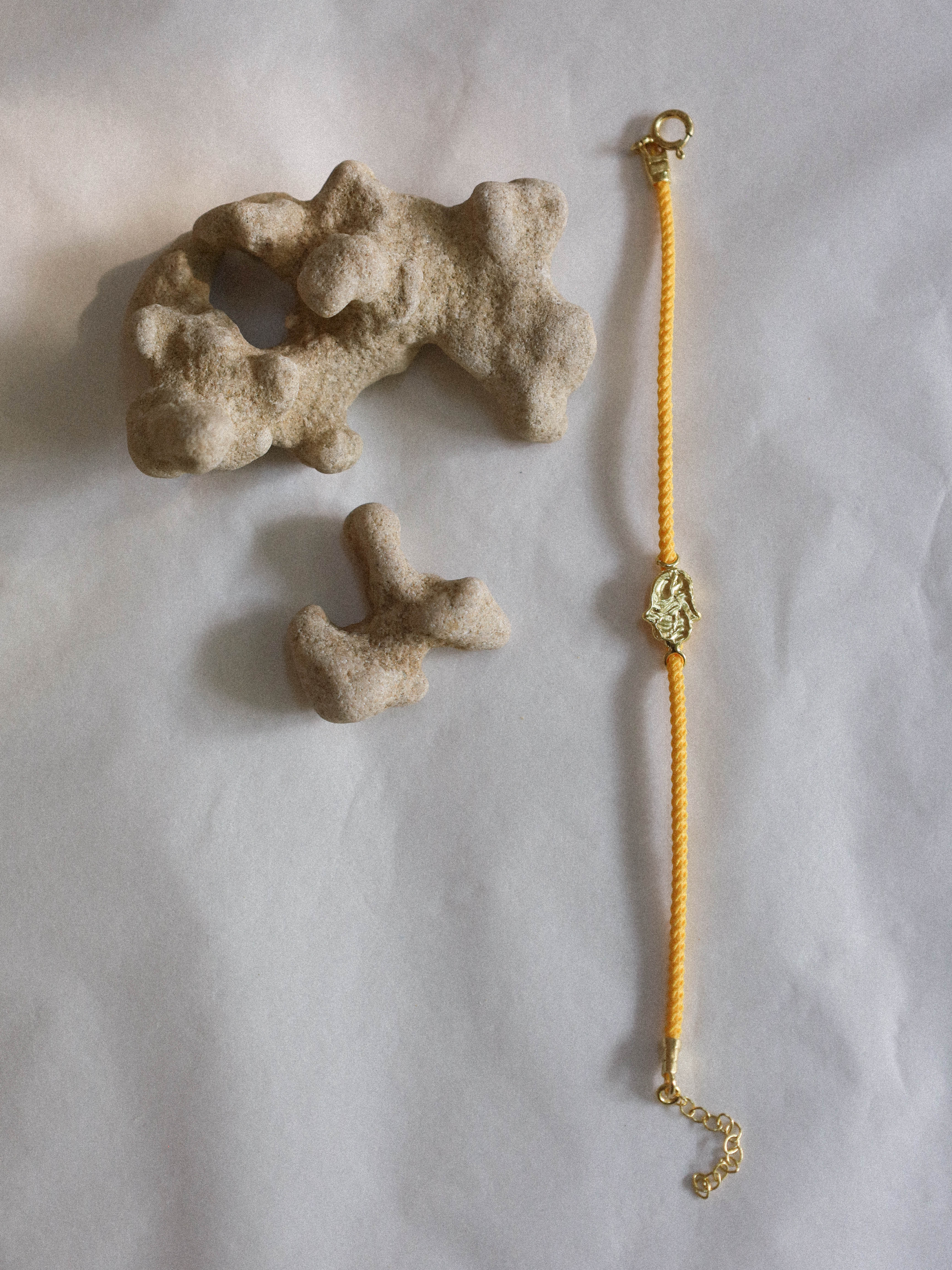Hamsa Bracelet Gold | LIMITED