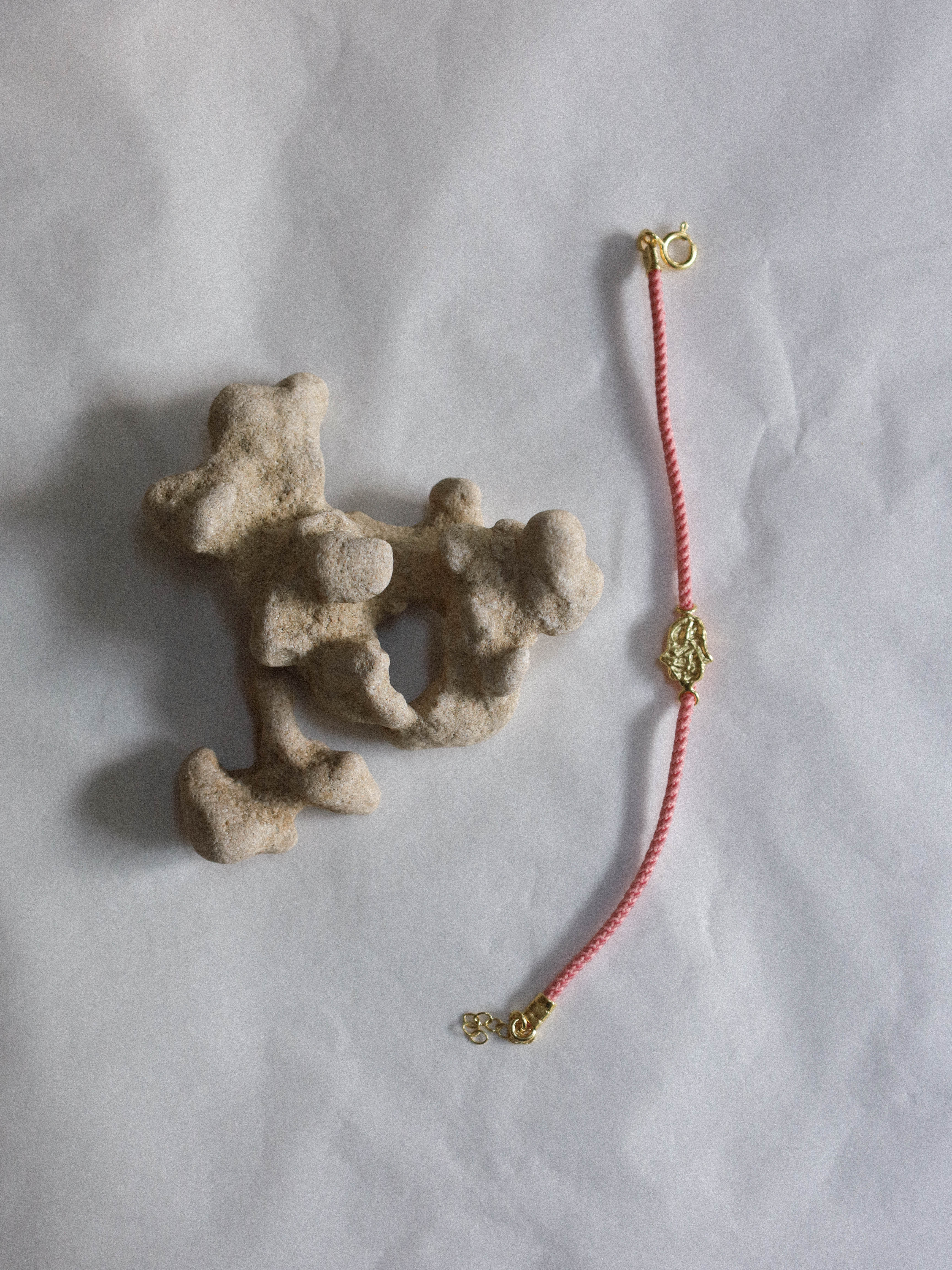 Hamsa Bracelet Gold | LIMITED