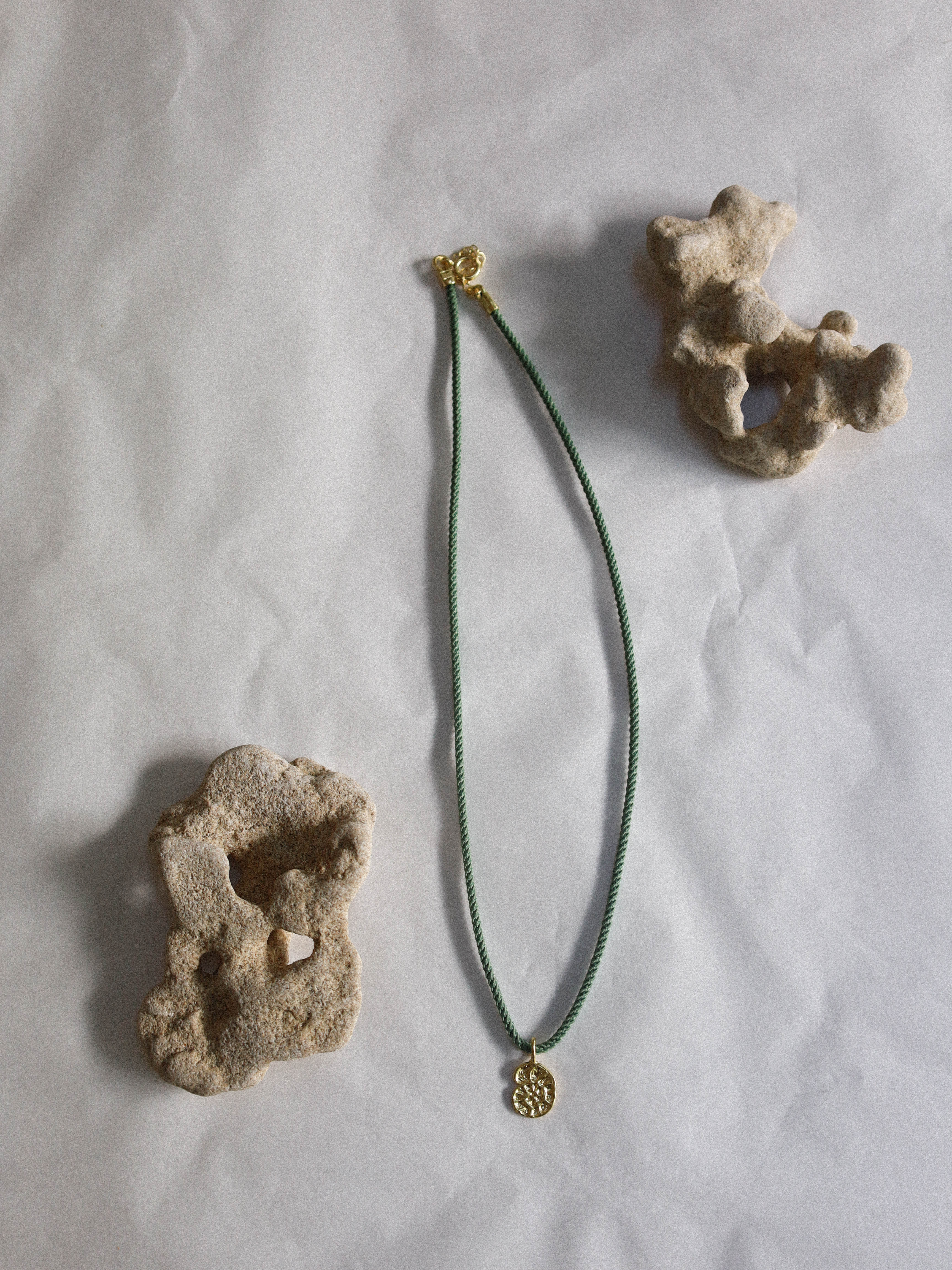 Fossil Necklace Gold | LIMITED