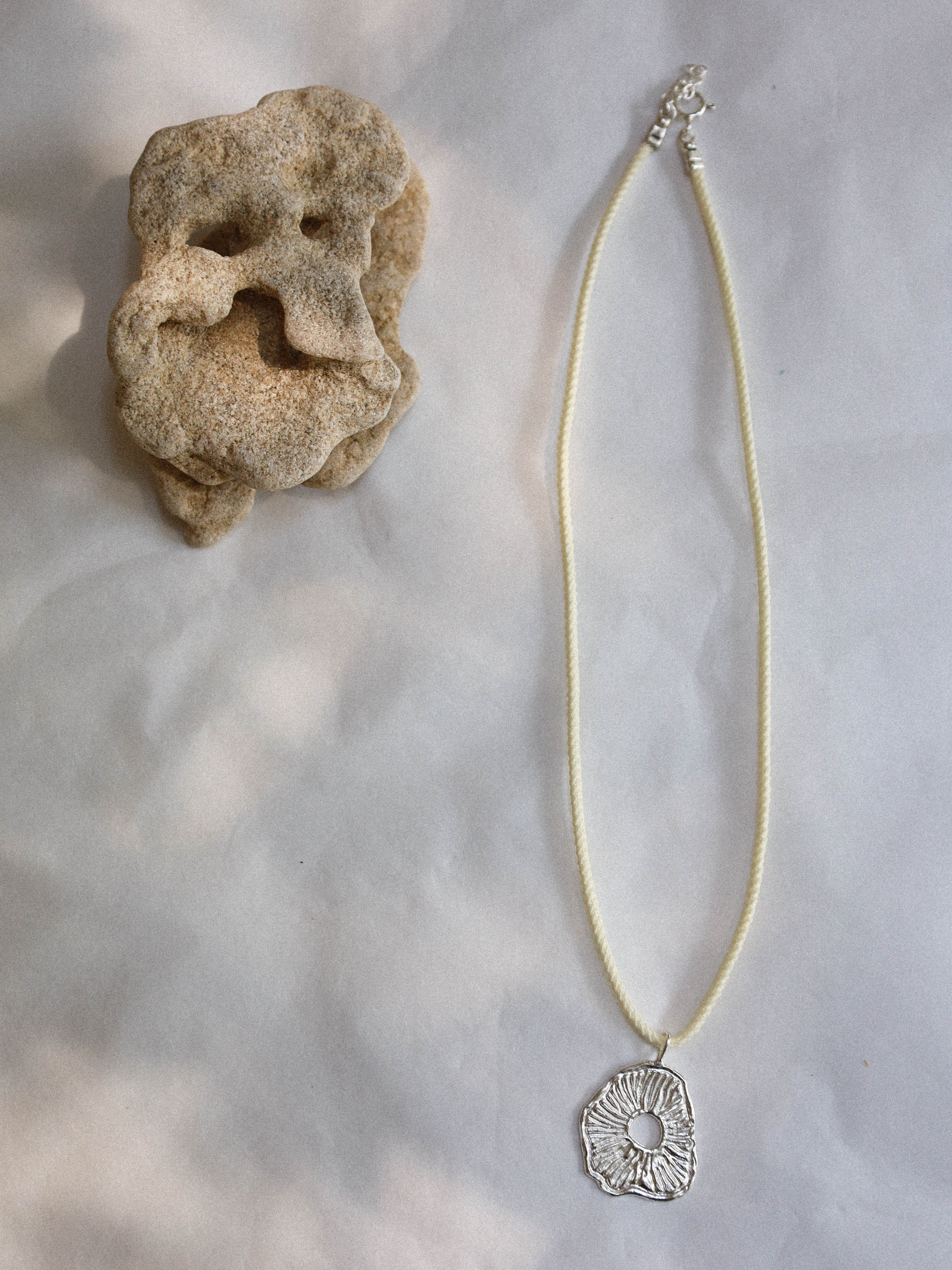 Sandy Necklace Silver | LIMITED