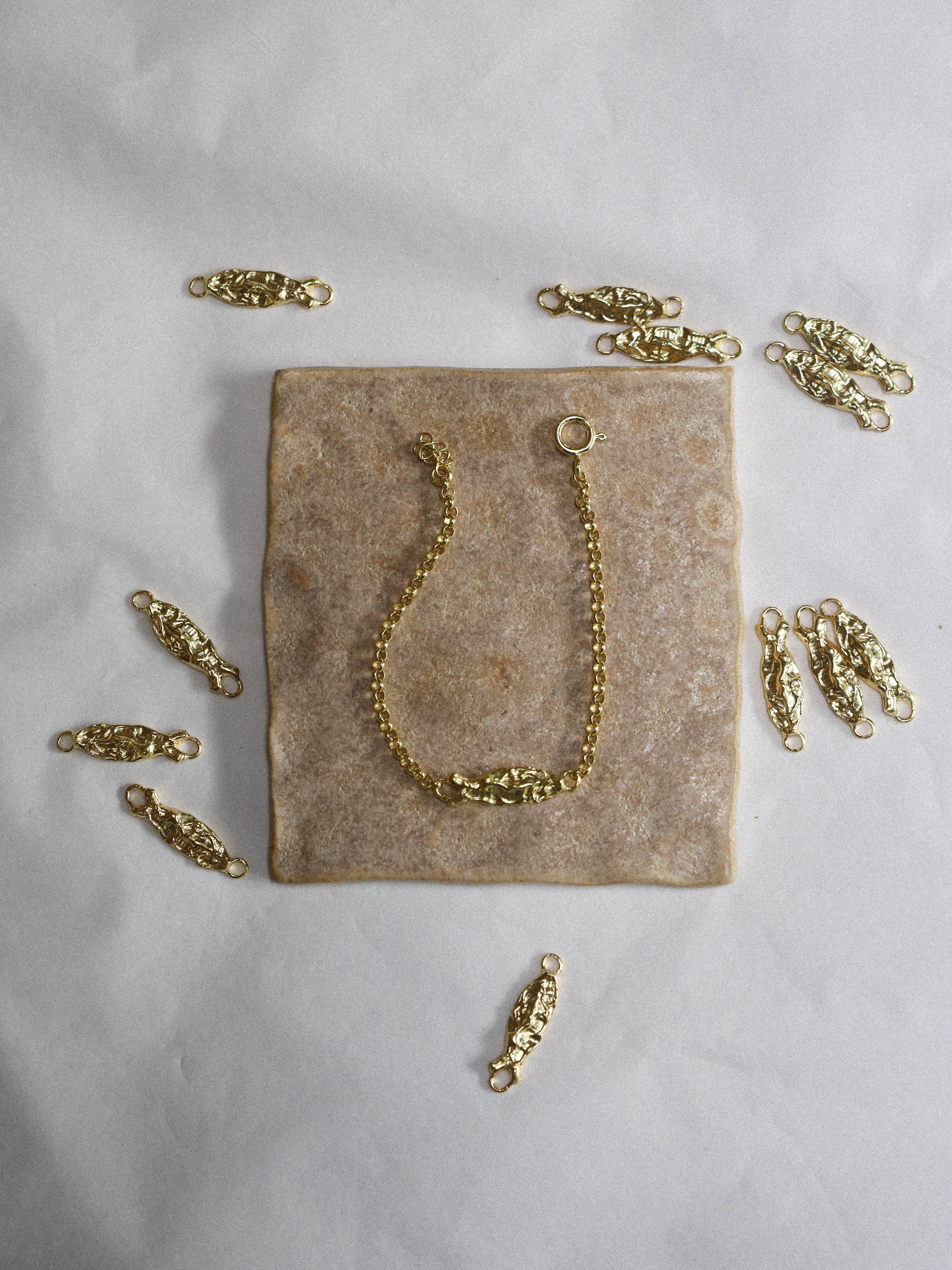 Fish Bracelet Gold