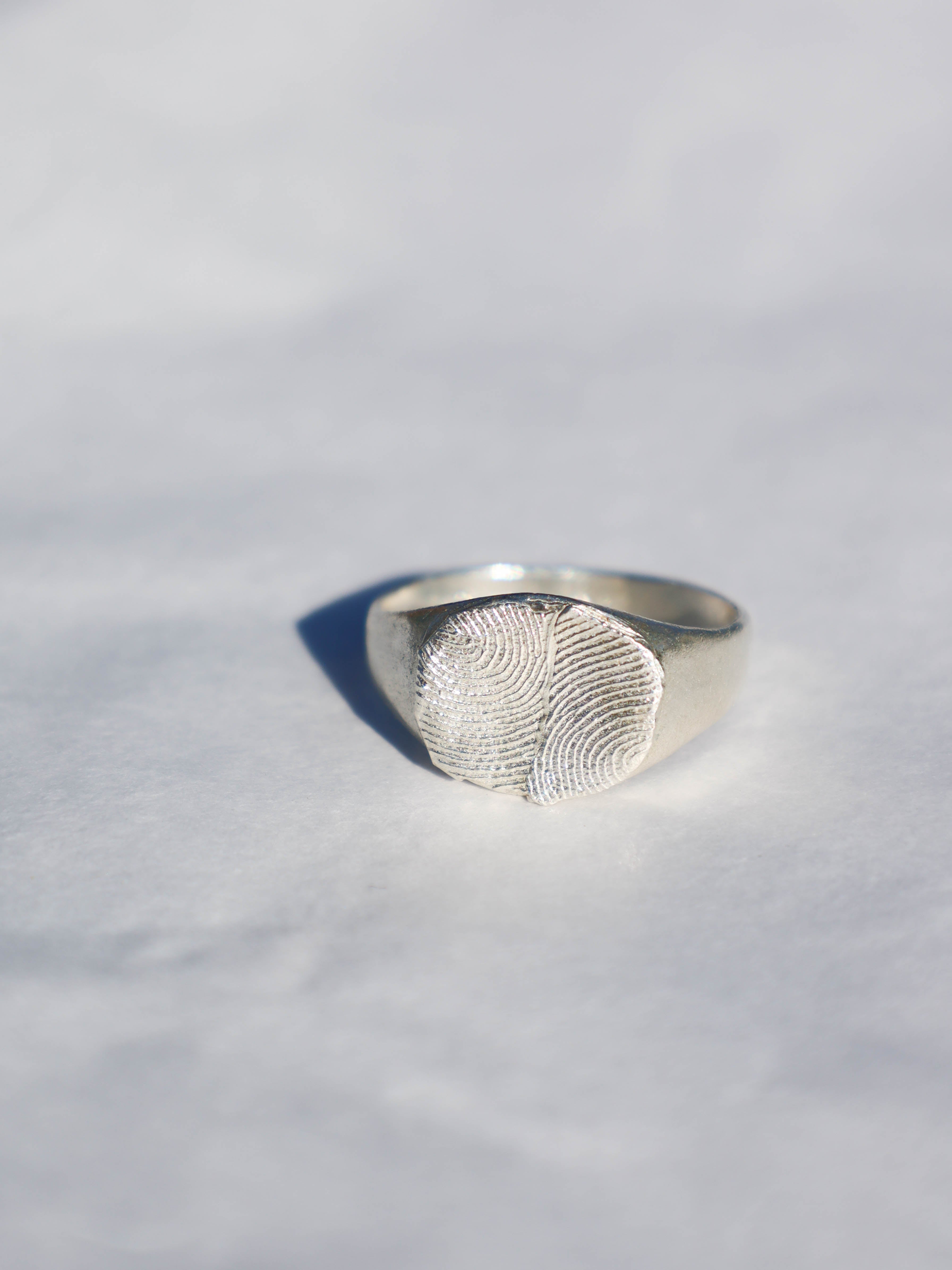 Fingerprint Signet Ring 14K Gold