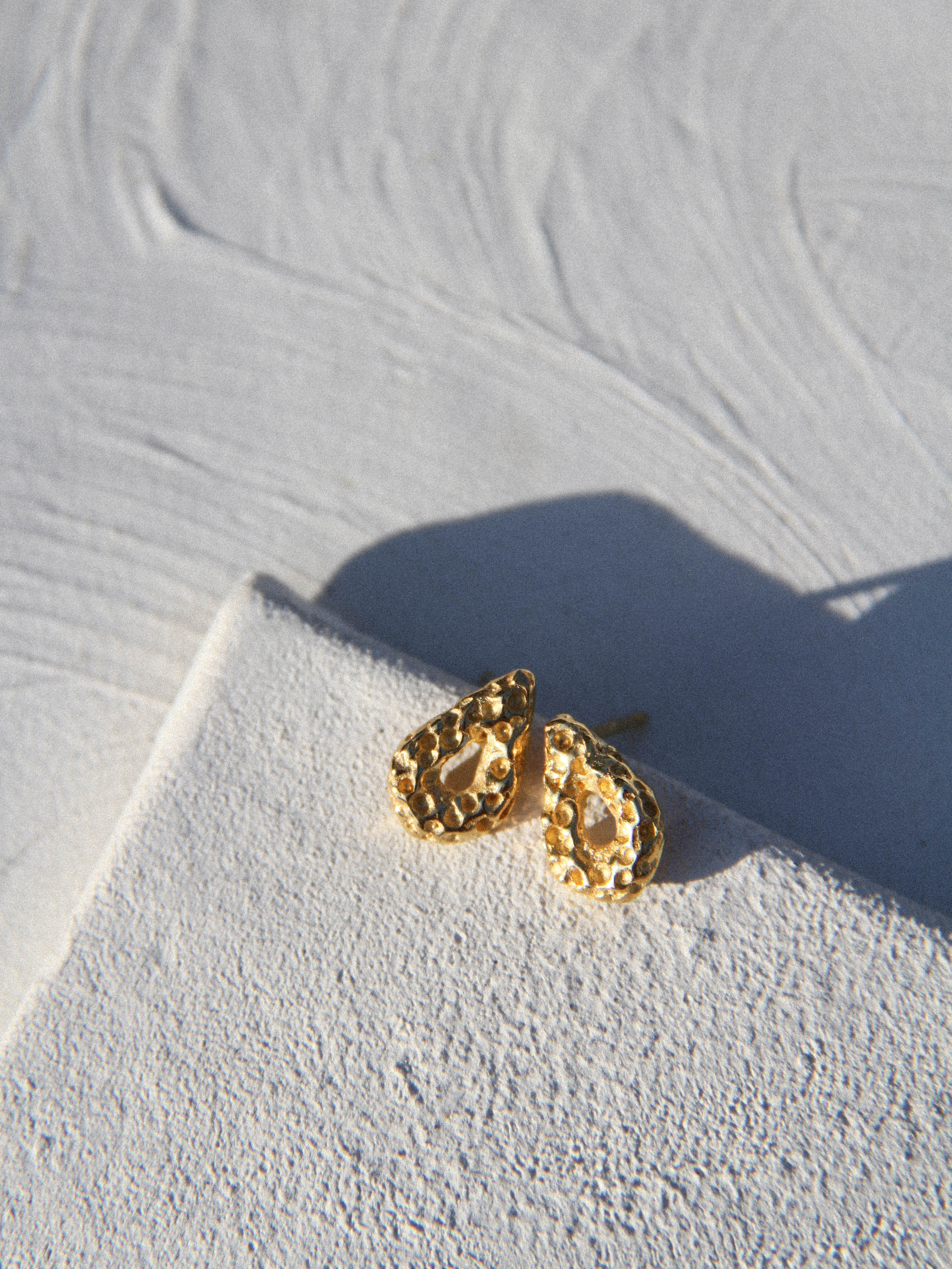 Venus Studs Gold